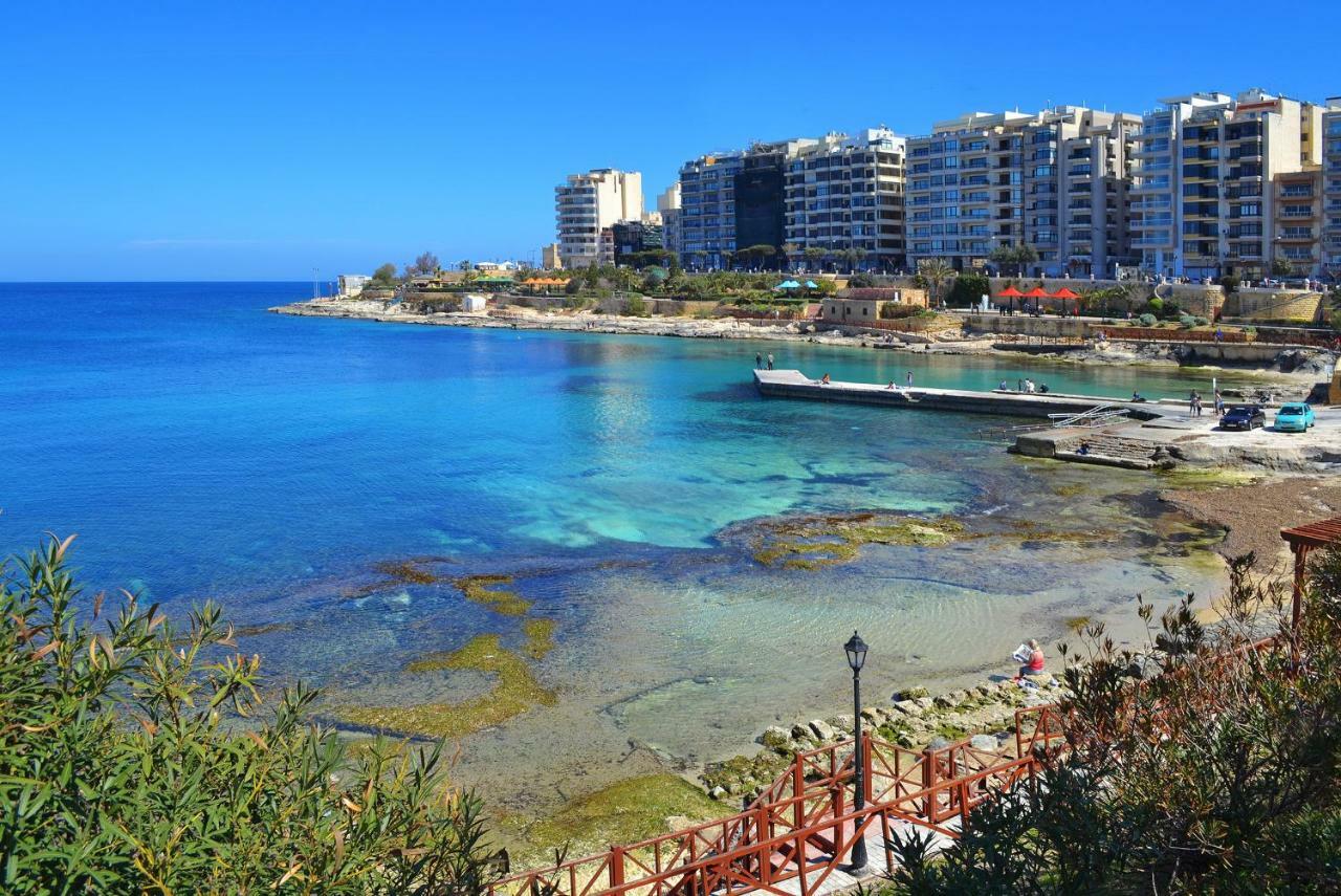 Splendid Apartment, Steps Away From The Sea Sliema Exterior photo